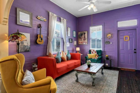 FRIENDS AIRBNB Themed 2bed 2bath walkable to all of Ybor